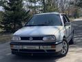 Volkswagen Golf 1994 годаүшін2 100 000 тг. в Алматы