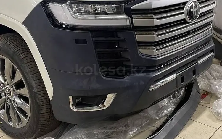 Передний бампер от простой на полную TLC300 ORIGINAL за 350 000 тг. в Алматы