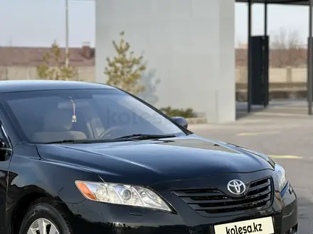 Toyota Camry 2006 года за 5 900 000 тг. в Шымкент – фото 3