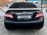 Toyota Camry 2010 года за 7 500 000 тг. в Семей – фото 3