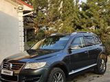 Volkswagen Touareg 2007 годаүшін6 300 000 тг. в Алматы – фото 2