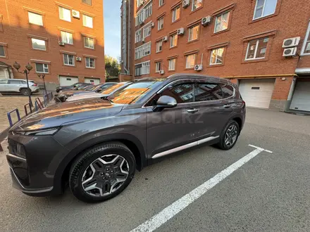 Hyundai Santa Fe 2022 года за 15 400 000 тг. в Уральск – фото 13