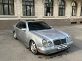 Mercedes-Benz E 320 1998 года за 3 400 000 тг. в Алматы – фото 3