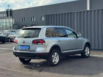 Volkswagen Touareg 2008 года за 3 950 000 тг. в Алматы – фото 5
