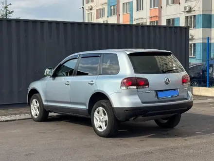 Volkswagen Touareg 2008 года за 3 950 000 тг. в Алматы – фото 7