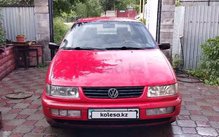 Volkswagen Passat 1994 годаfor1 100 000 тг. в Алматы