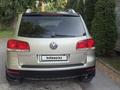 Volkswagen Touareg 2006 года за 6 500 000 тг. в Алматы – фото 13
