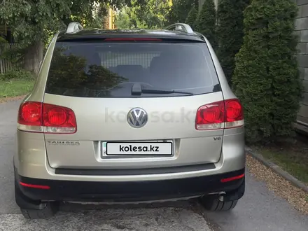 Volkswagen Touareg 2006 года за 6 500 000 тг. в Алматы – фото 13