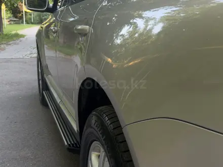 Volkswagen Touareg 2006 года за 6 500 000 тг. в Алматы – фото 16