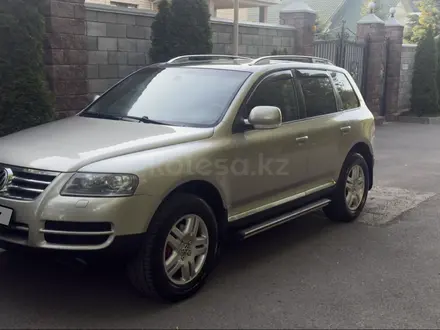 Volkswagen Touareg 2006 года за 6 500 000 тг. в Алматы – фото 22