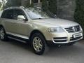 Volkswagen Touareg 2006 года за 6 500 000 тг. в Алматы – фото 25