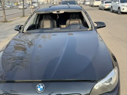 Оригинальные стекла Mercedes BMW за 20 000 тг. в Алматы – фото 5