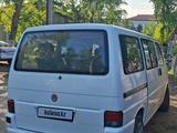 Volkswagen Caravelle 1997 года за 5 500 000 тг. в Костанай – фото 5