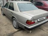 Mercedes-Benz E 230 1991 годаfor2 000 000 тг. в Алматы – фото 4