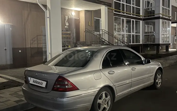 Mercedes-Benz C 200 2001 года за 2 280 000 тг. в Костанай