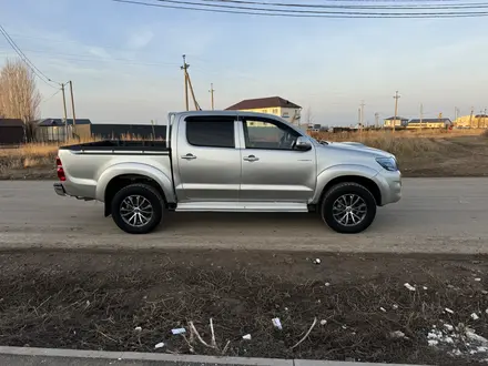 Toyota Hilux 2013 года за 7 800 000 тг. в Уральск – фото 3