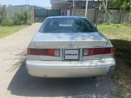 Toyota Camry 2000 года за 3 000 000 тг. в Алматы – фото 13