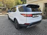 Land Rover Discovery 2018 годаүшін18 700 000 тг. в Алматы – фото 5