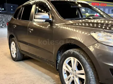 Hyundai Santa Fe 2010 года за 7 300 000 тг. в Жезказган – фото 3