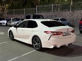 Toyota Camry 2020 года за 12 000 000 тг. в Алматы – фото 4