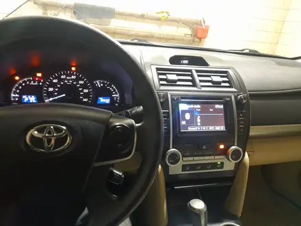 Toyota Camry 2013 года за 4 800 000 тг. в Уральск – фото 6