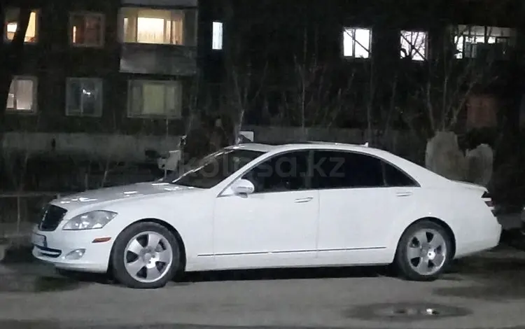 Mercedes-Benz S 500 2008 года за 10 000 000 тг. в Павлодар