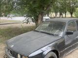 BMW 525 1991 года за 850 000 тг. в Уральск – фото 2