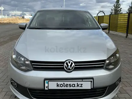 Volkswagen Polo 2014 года за 4 600 000 тг. в Уральск – фото 2