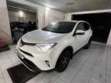 Toyota RAV4 2017 годаүшін11 700 000 тг. в Атырау – фото 3