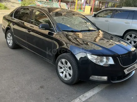 Skoda Superb 2012 года за 4 500 000 тг. в Астана