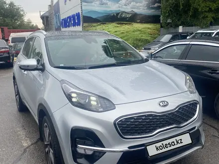 Kia Sportage 2020 года за 14 220 000 тг. в Алматы – фото 10