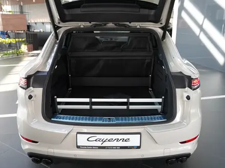 Porsche Cayenne Coupe V6 2024 года за 89 900 000 тг. в Астана – фото 7