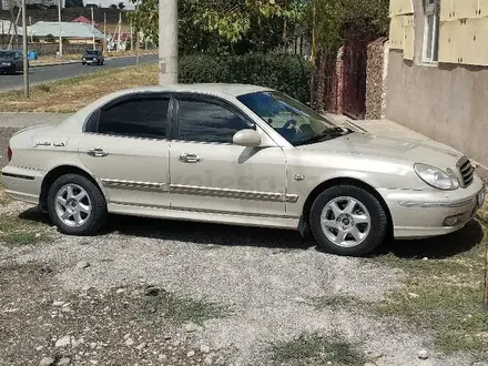 Hyundai Sonata 2002 года за 2 200 000 тг. в Шымкент – фото 7