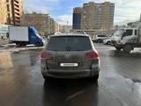 Volkswagen Touareg 2003 года за 3 500 000 тг. в Астана – фото 4