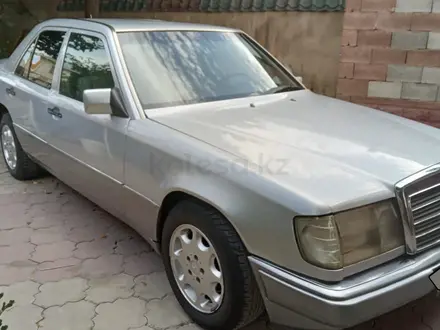 Mercedes-Benz E 230 1992 года за 1 250 000 тг. в Шымкент – фото 3