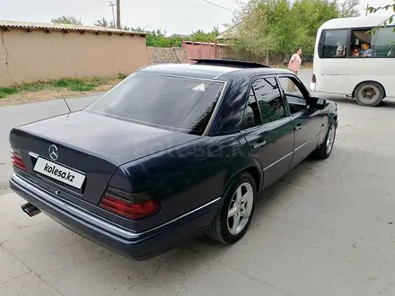 Mercedes-Benz E 280 1995 года за 2 100 000 тг. в Шымкент – фото 6