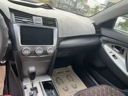 Toyota Camry 2010 года за 6 700 000 тг. в Актау – фото 4