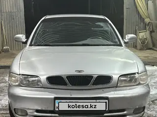 Daewoo Nubira, 1998