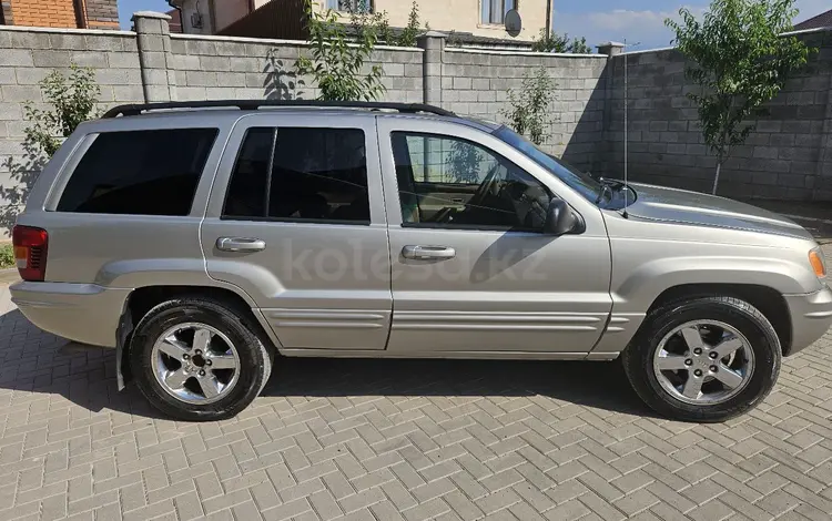 Jeep Grand Cherokee 2004 годаfor5 000 000 тг. в Алматы