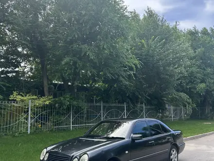 Mercedes-Benz E 280 1996 года за 2 700 000 тг. в Тараз – фото 8