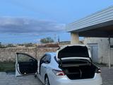 Toyota Camry 2018 года за 13 000 000 тг. в Актау – фото 4