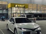 Toyota Camry 2018 года за 13 000 000 тг. в Актау
