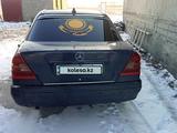 Mercedes-Benz C 180 1994 года за 950 000 тг. в Ушарал – фото 2