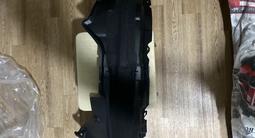 Передний подкрылок на Toyota Corolla 150 за 11 000 тг. в Астана – фото 2