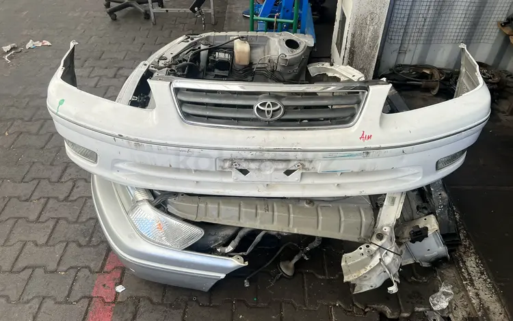 Бампер Toyota Camry за 140 000 тг. в Алматы