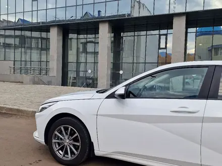 Hyundai Elantra 2022 года за 9 300 000 тг. в Астана – фото 22