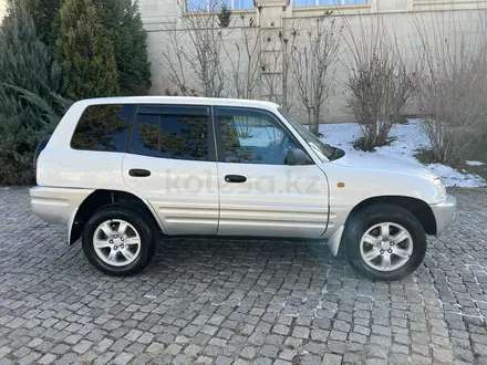 Toyota RAV4 1997 года за 3 500 000 тг. в Алматы – фото 8