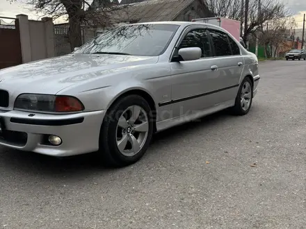 BMW 528 1996 года за 3 800 000 тг. в Тараз – фото 3