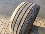ОДНА шина 255/35 R19 — "Pirelli Rosso" (Германия), летняя, есть н за 28 000 тг. в Астана – фото 2