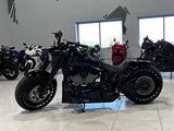 Harley-Davidson  Softail FLFBS Fat Boy 114 2022 года за 49 566 000 тг. в Алматы – фото 5